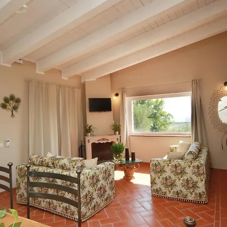 Sacrobosco Villa *