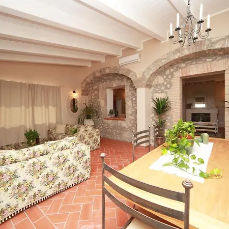 Villa Sacrobosco Country House *